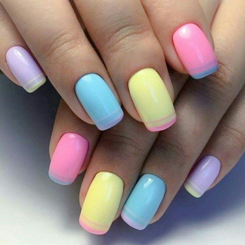 Яркие короткие ногти