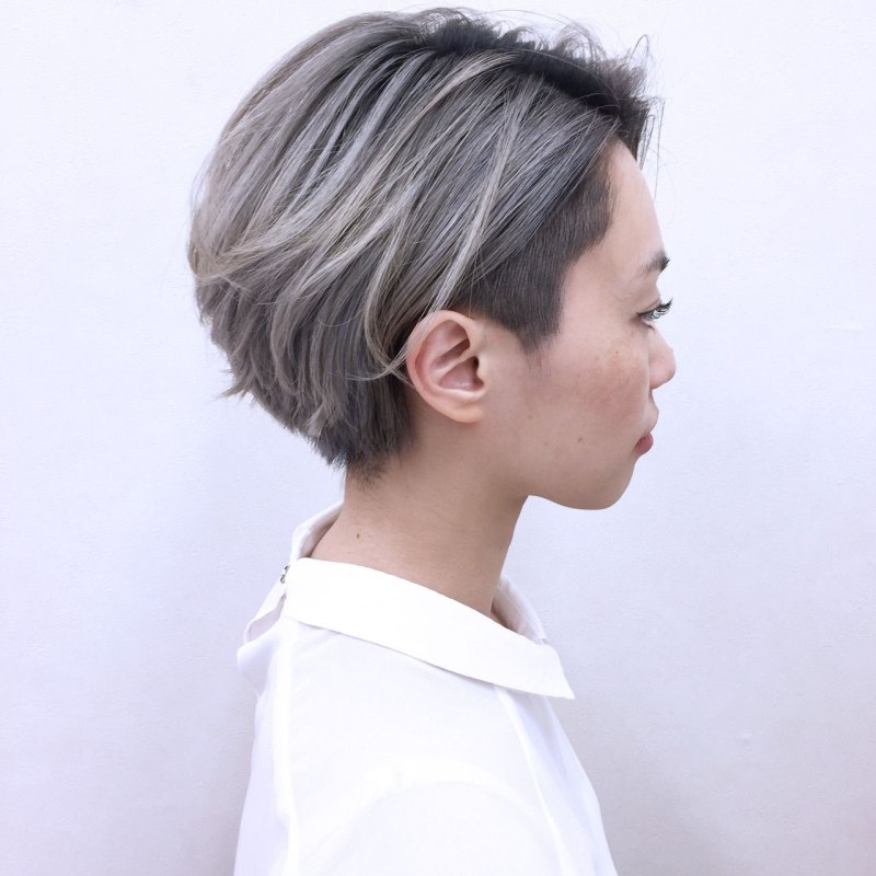 Brooklyn Gray short hair