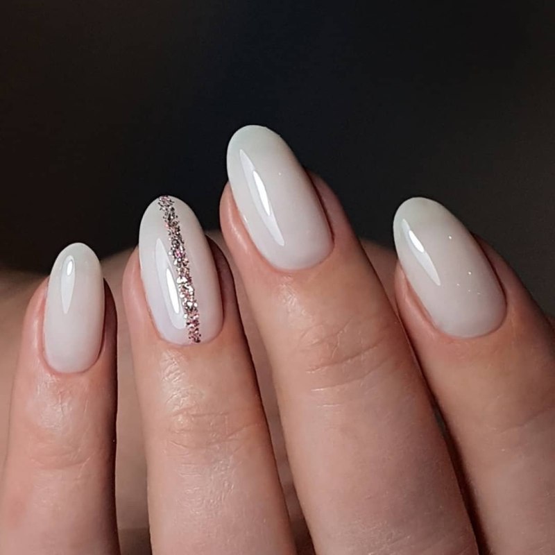 Короткие овальные ногти
