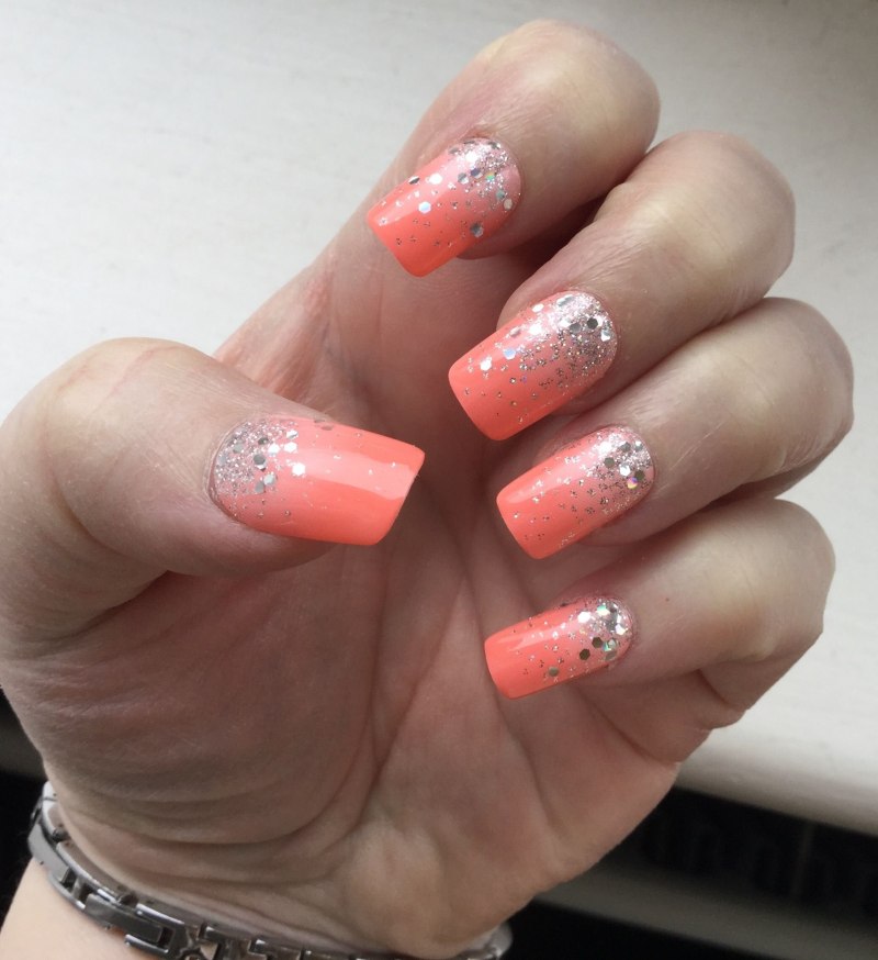 Коралловый френч