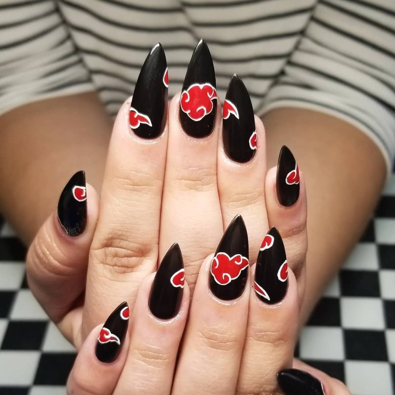 Маникюр Акацуки Итачи