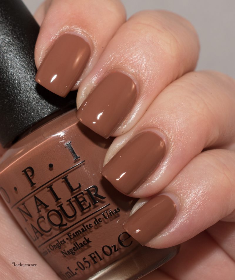 Лак OPI коричневый