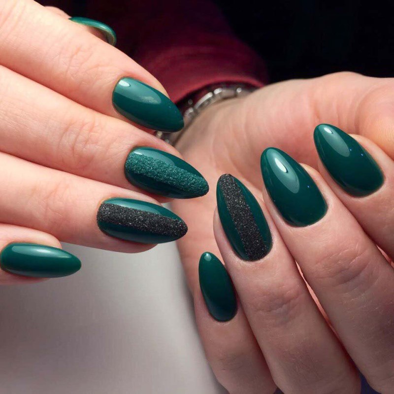 Зеленые ногти короткие