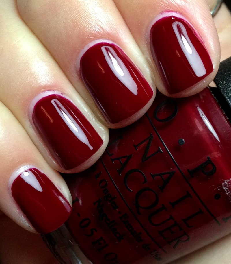 Лаки Essie темно красный
