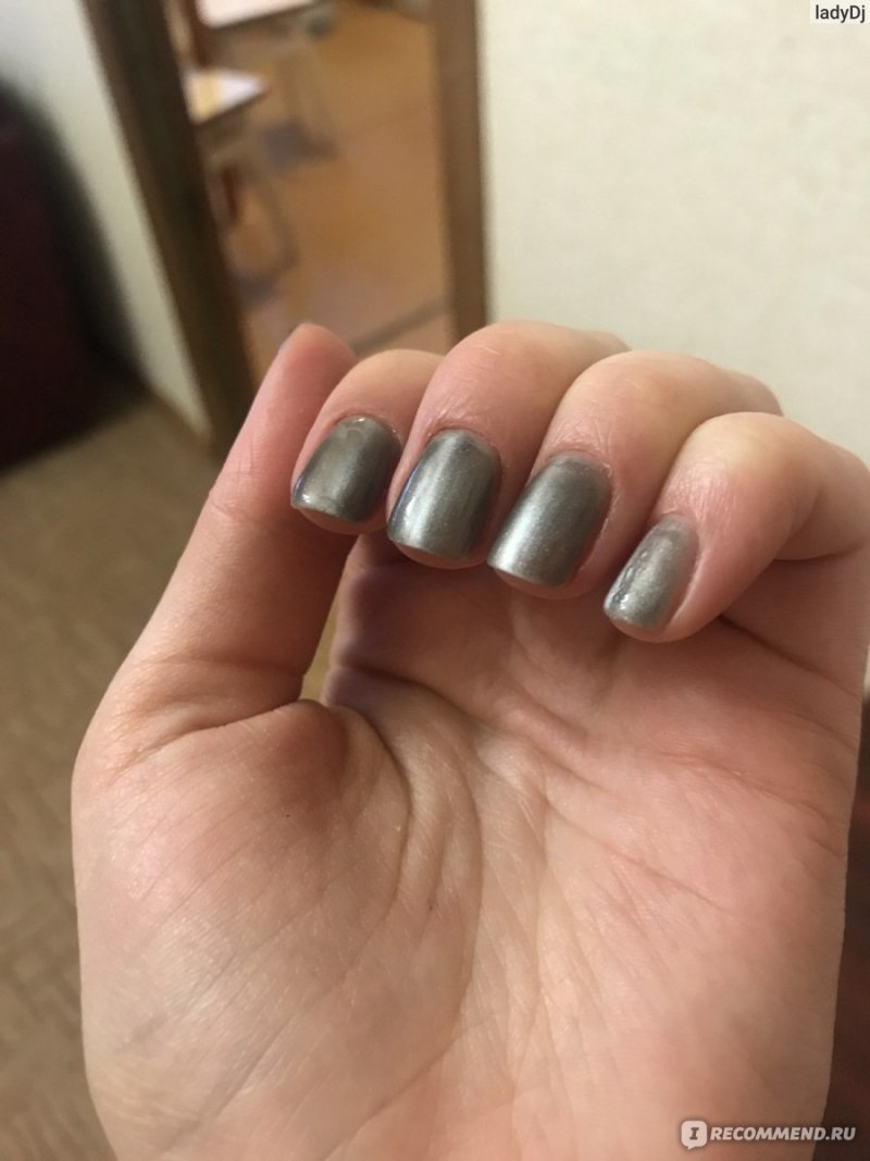 Лак 9д кошачий глаз серый