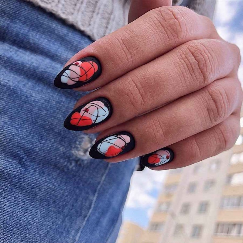 Абстракция на ногтях