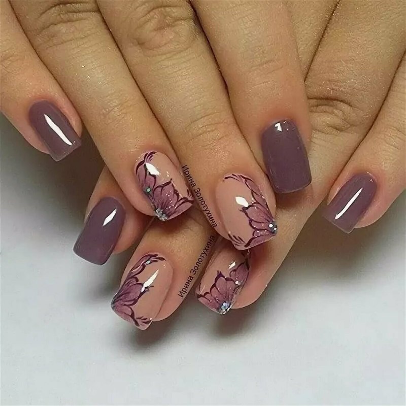 Коралловый маникюр на овальные ногти