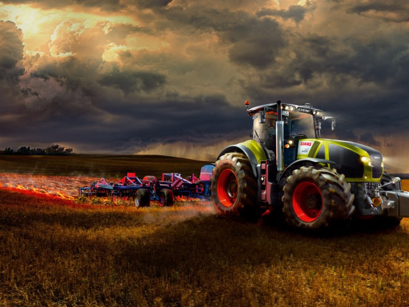 CLAAS серии Axion 900