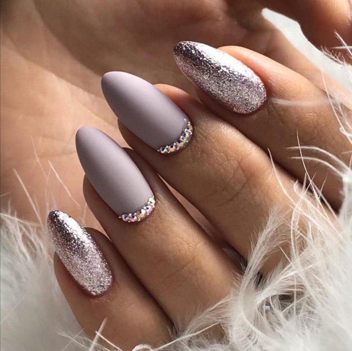 Серебряные ногти