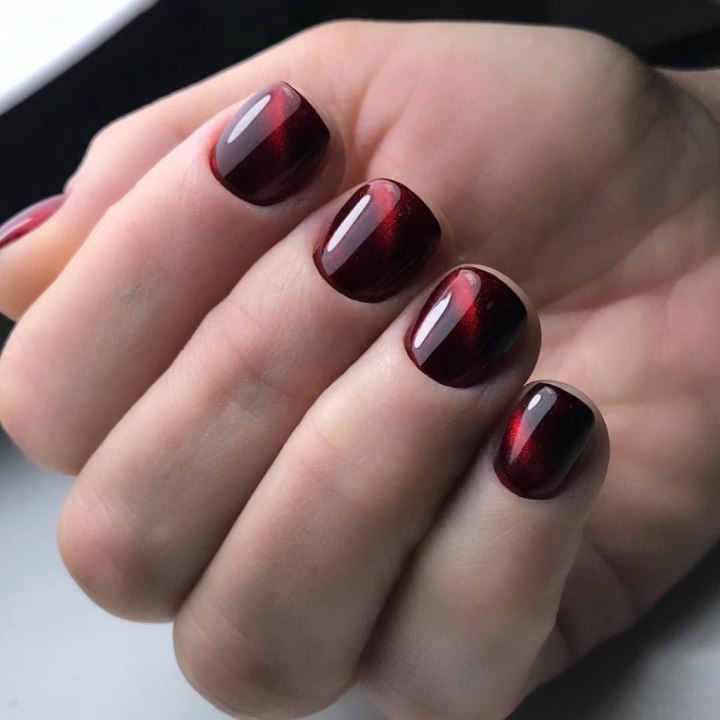 Кошачий глаз маникюр на короткие квадратные ногти